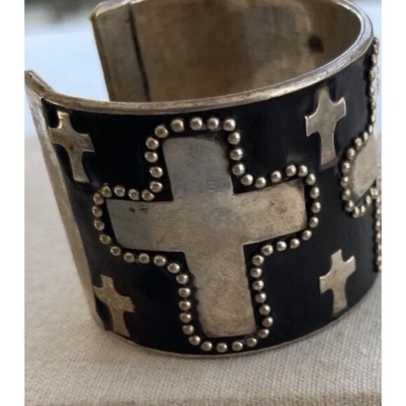 Vintage Silver Cuff Bracelet Cross Religious Handmade Sz 7-7.5” Bohemian Western - Picture 8 of 11
